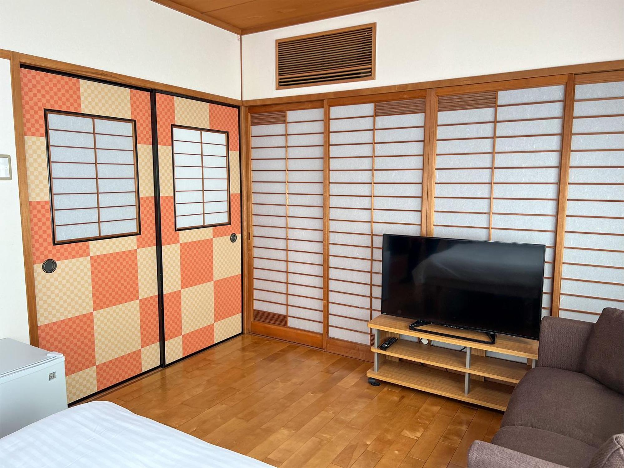 Hondori Inn Hiroshima Exterior photo